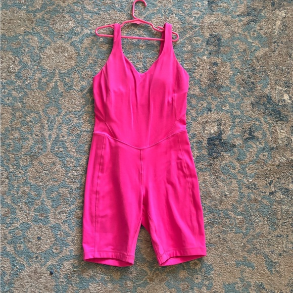 EUC Lululemon Sonic Pink Align Onesie Size 6, 8” Inseam & Built in Padded Bra - Picture 3 of 5